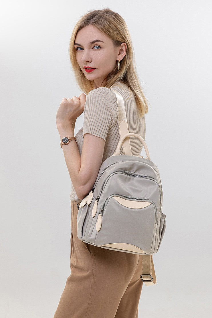 【ポケット沢山で色も綺麗!】上品スタイリッシュ・ミニリュック