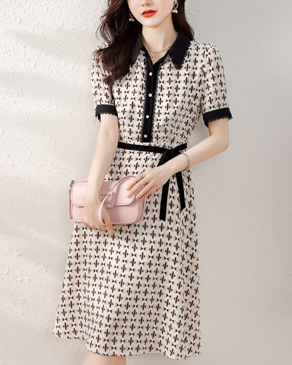 モダン柄刺繍襟ワンピース【さらっと肌触り、一枚で品よく決まる】