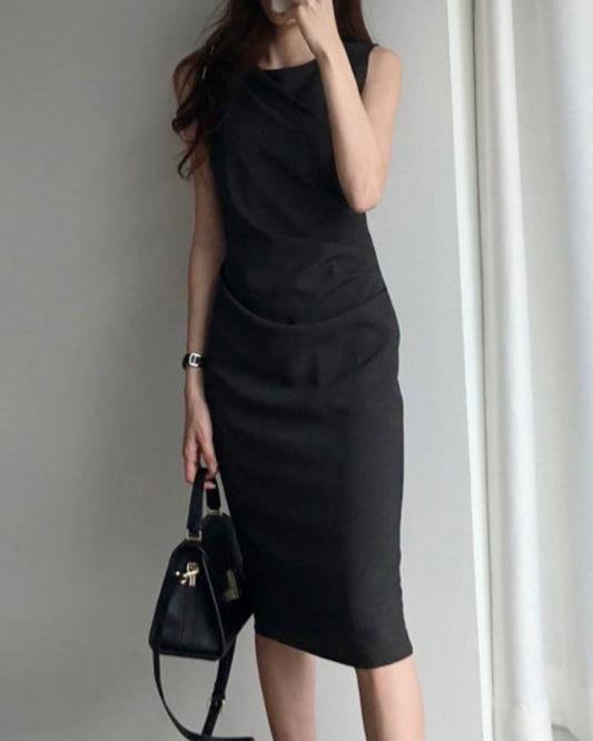 ドレープ美ラインワンピ【着るだけで、洗練シルエット】