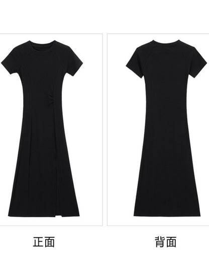 美シルエットスリットワンピース【仕事帰りに、そのまま華やぐ一着】