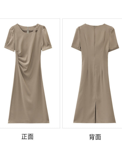 シンプルドレープ半袖ワンピース【きちんと見えてちょうどいい 40代の上品ワンピ】