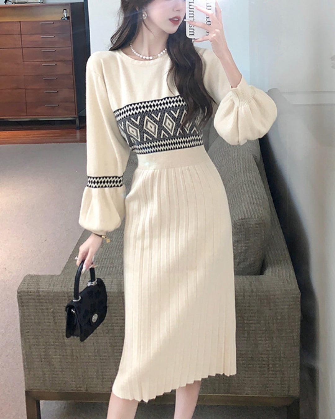 プリーツニットワンピース【上品さがふわりと香る大人のエレガンス】