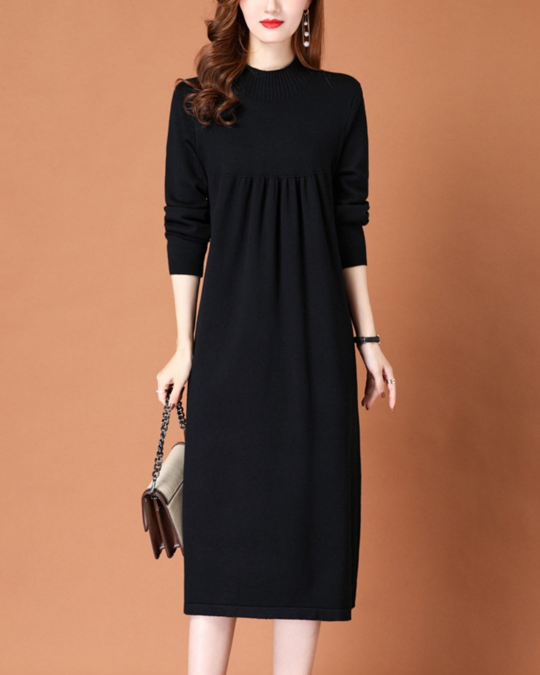 ハイネックニットワンピース【柔らかな温もりをまとう】