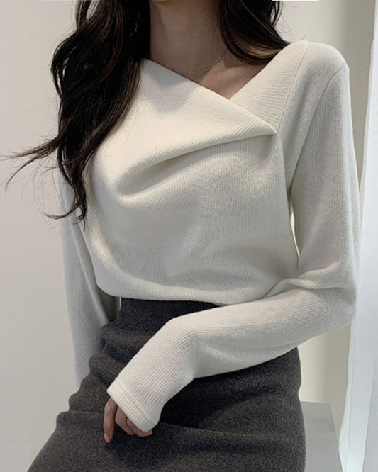 アシンメトリーネックニット【デコルテきれい見せ】