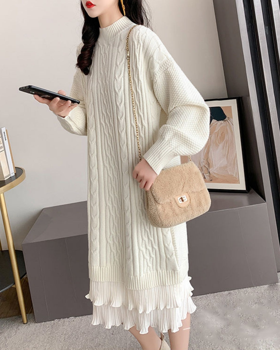 ロングニットフリルワンピース【大人フェミニン × 圧倒的存在感】