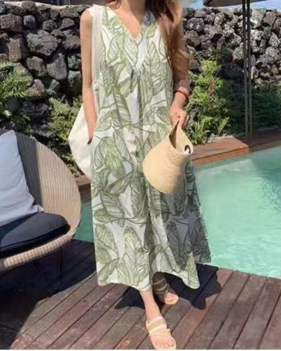リーフ柄ロングワンピース【さらっと涼しく、夏映えワンピ】