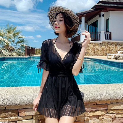 Vネックワンピース水着（体型カバー＆着痩せ効果）