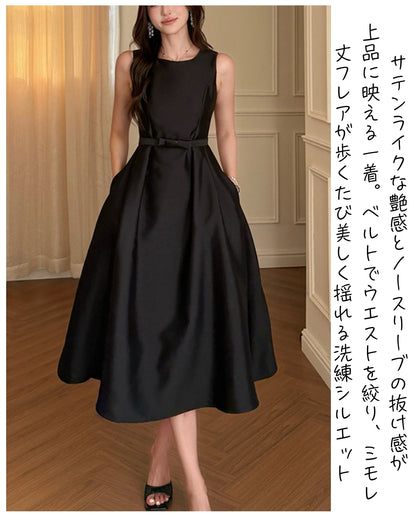 サテン調ノースリーブワンピ【美しさが、いちばん 映える“黒”】