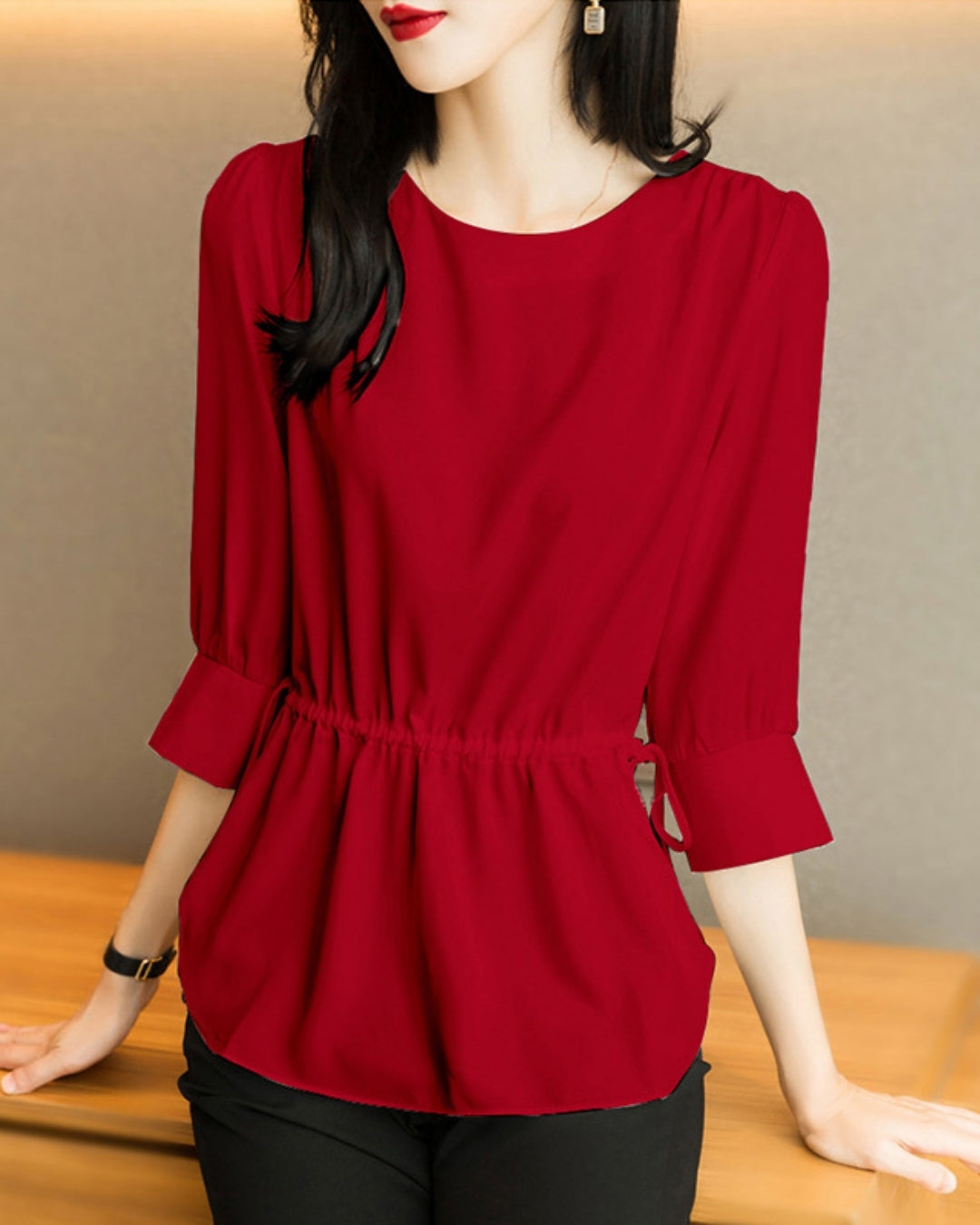 ウエストギャザーブラウス【きれい見えで体型カバーも叶える】