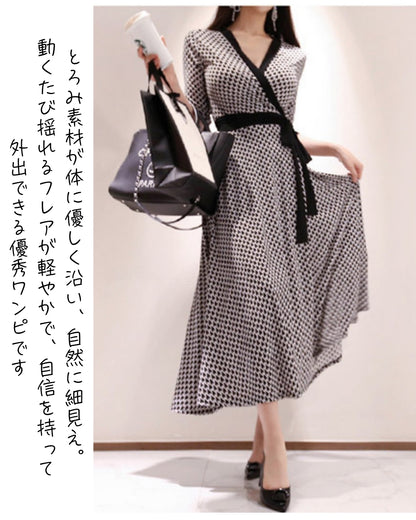 幾何学柄カシュクールロングドレス【視線を奪う、レトロ美シルエット】