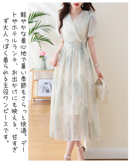 水彩風シフォンワンピース【やさしく揺れて、涼しげに華やぐ】