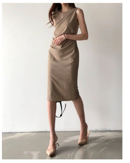 ドレープ美ラインワンピ【着るだけで、洗練シルエット】