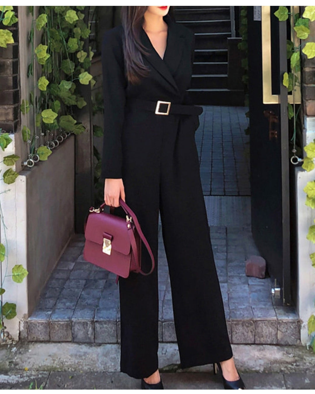 テーラードパンツドレス【凛とした佇まいで魅せるオールインワン】