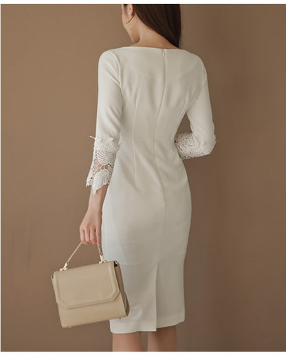 切替レース七分袖タイトワンピ【凛とした佇まいに女らしさを忍ばせる】