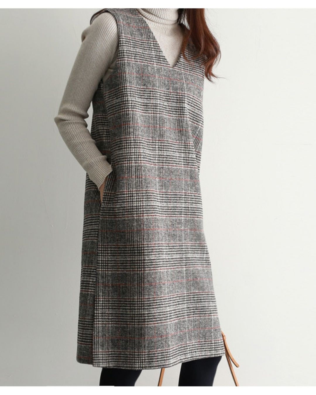 チェック柄ジャンパースカート【重ねるだけで決まる上品チェック柄】