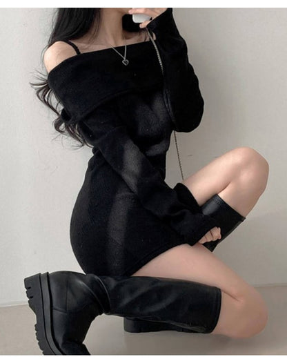 オフショルダーニットワンピース【洗練の肌見せで魅せる大人のエレガンス】