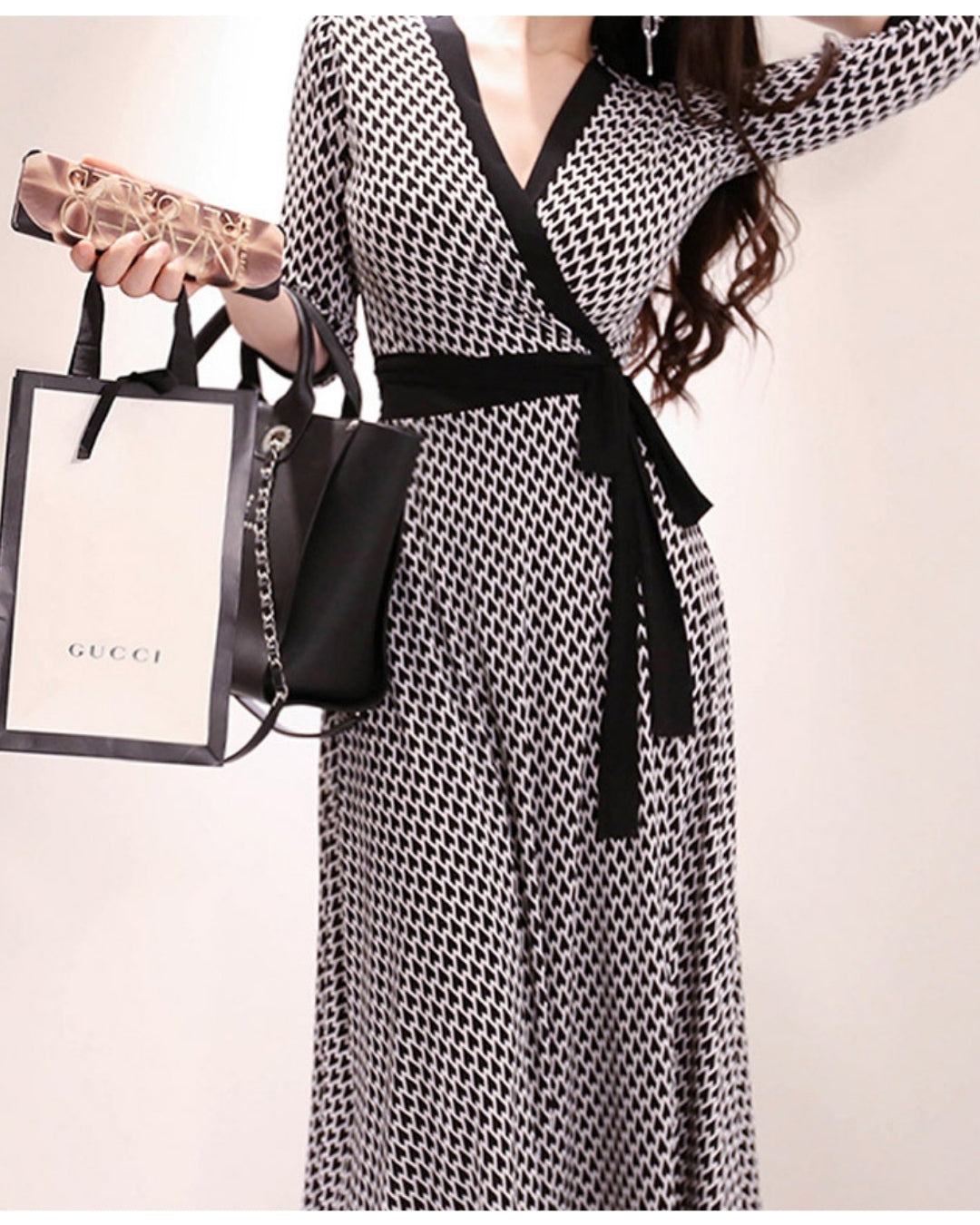 幾何学柄カシュクールロングドレス【視線を奪う、レトロ美シルエット】