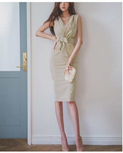 ウエストリボンタイトワンピ【着るだけで  “品と色気が両立する”】