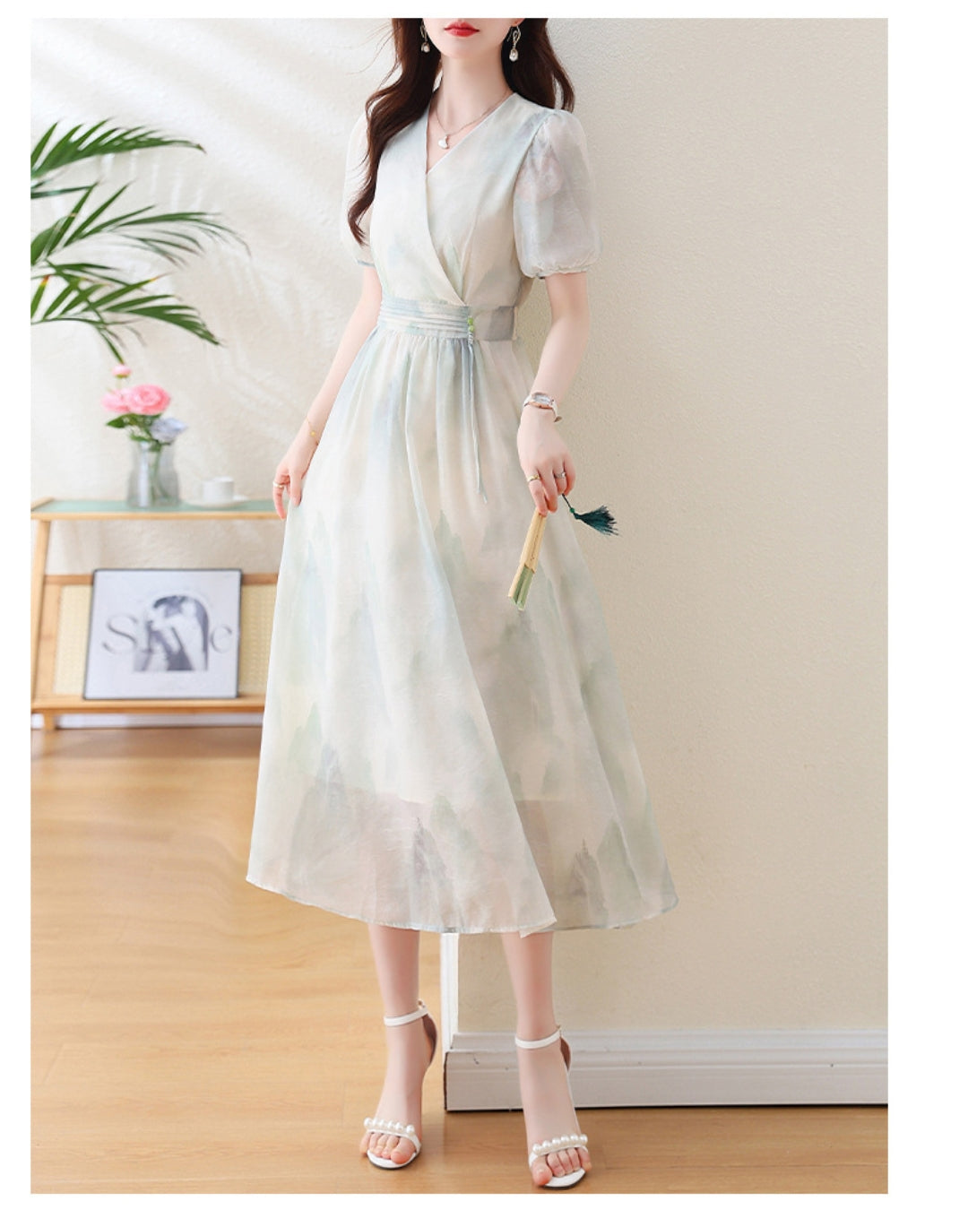 水彩風シフォンワンピース【やさしく揺れて、涼しげに華やぐ】