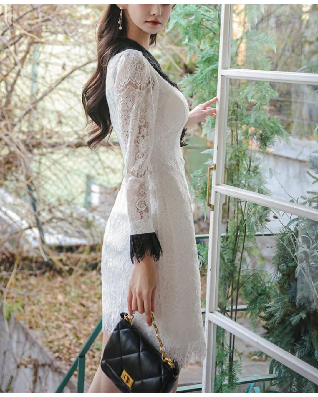 ブラック襟レースワンピ【清楚にそして印象的に 、着るだけで洗練見え】