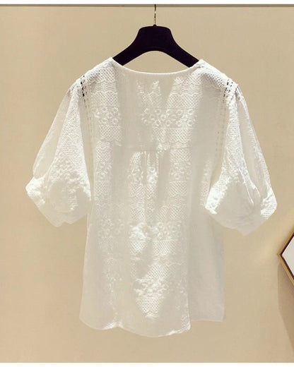 フラワー刺繍ブラウス【サラッと快適、きちんと見える】