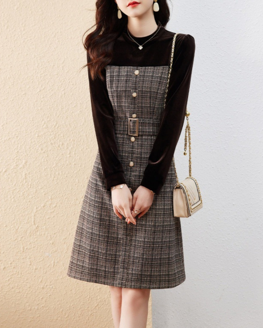 チェック柄スリムワンピース【なめらか質感で叶えるクラシカルスタイル】