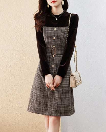 チェック柄スリムワンピース【なめらか質感で叶えるクラシカルスタイル】