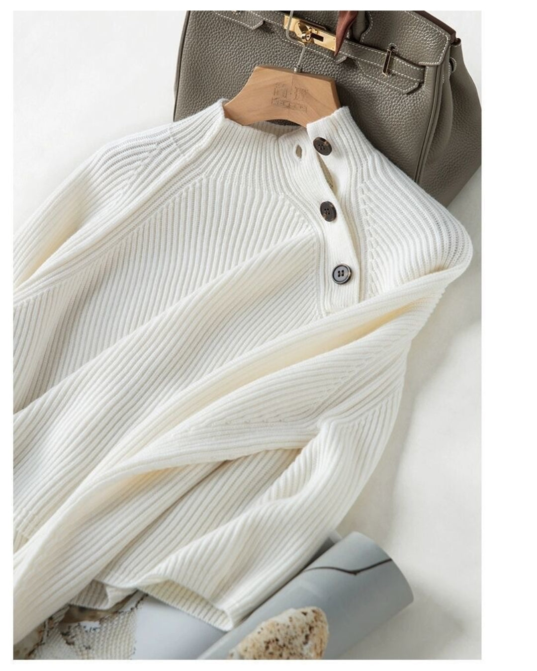 ショルダーボタンニット【ふんわり優しい肌触り】