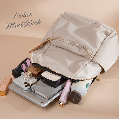 スマート多収納ミニリュック【小さめなのに驚きの収納力】